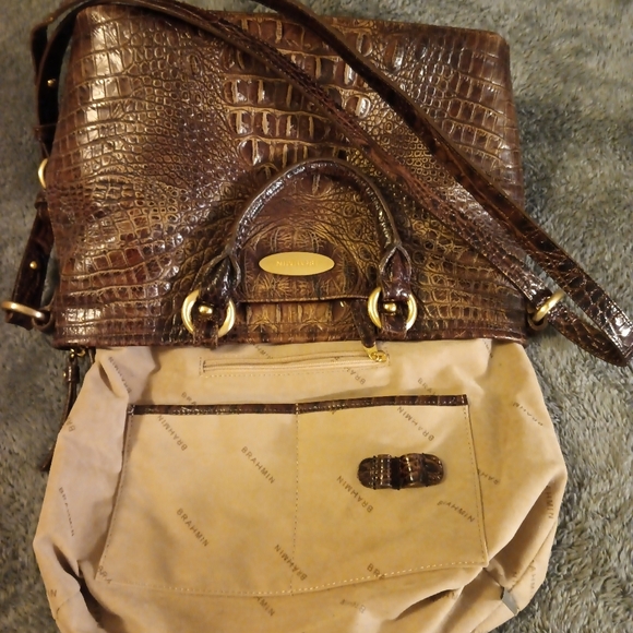 Brahmin Bag. Leather Handbag - Picture 9 of 10